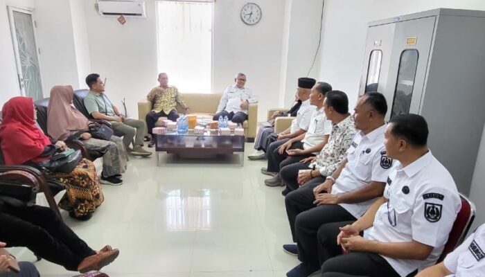 Bupati Rohil Terima Audensi Penerimaan Mahasiswa Baru Pasca Sarjana UIR dengan Perangkat Daerah.