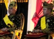 Wakil Bupati dan Kapolres Terima Gelar Kehormatan Adat dari LAM-Riau Pelalawan