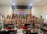 Ketua TP-PKK Inhil Tinjau Pelatihan Asisten Pembuatan Pakaian Di Dinaker Inhil