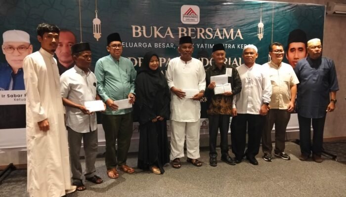 DPD Parsindo Riau Buka Puasa Bersama,  Sekaligus Santunan 137 Yatim dan Dhuafa