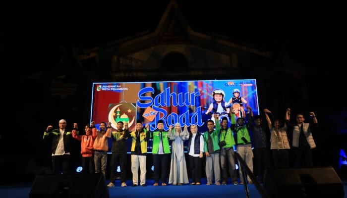 Walikota Pekanbaru Gelar Sahur on the Road Bersama 1.500 Driver Ojol