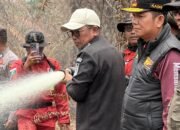 Bupati Pelalawan Tinjau Langsung Titik Karhutla di Desa Gambut Mutiara